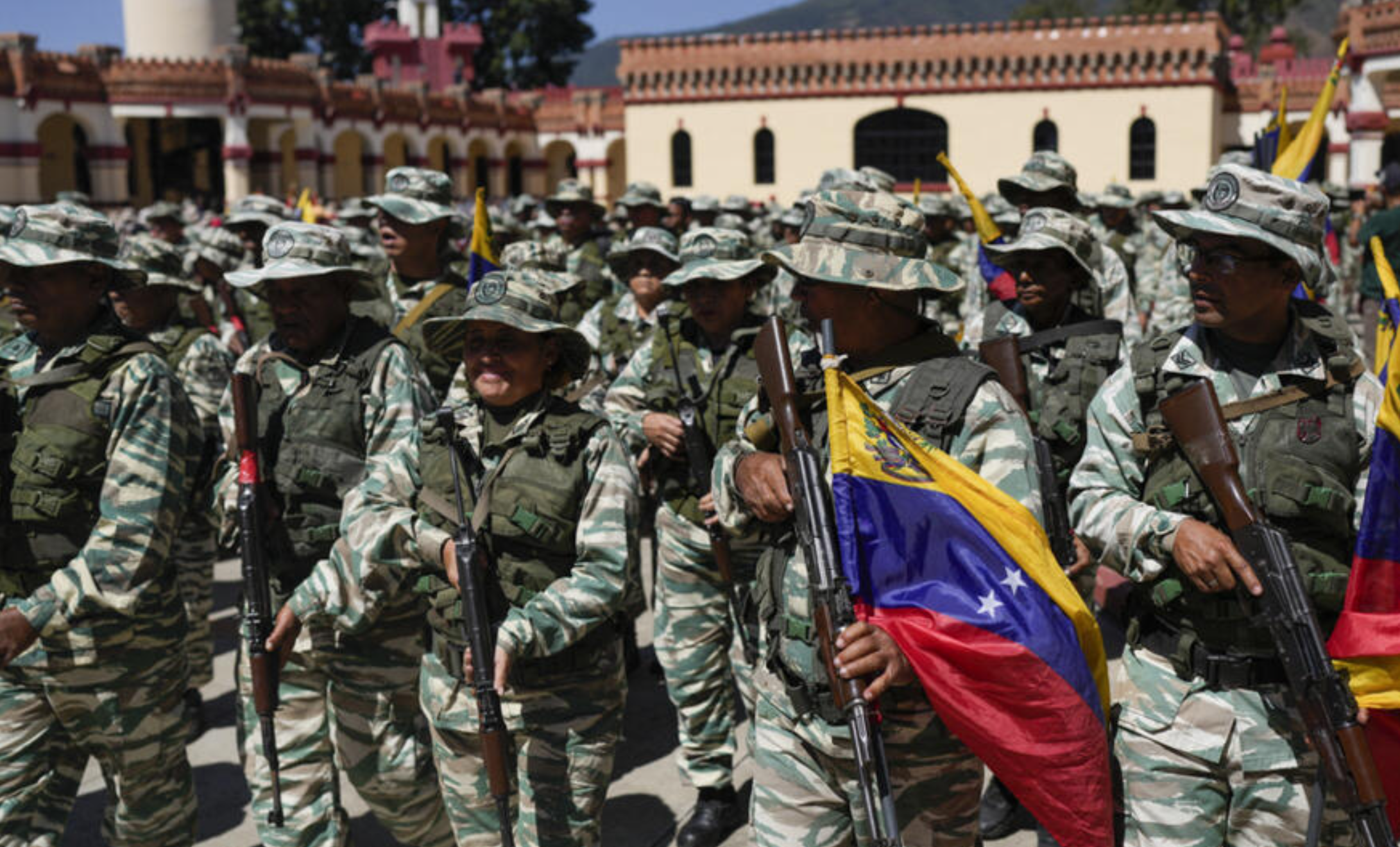 Maduro activa plan militar en Venezuela